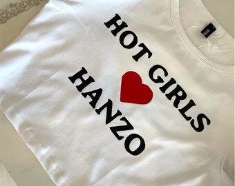 Hot Girls Heart Hanzo Cropped Tee - Stylish Hair Shears Brand T-Shirt - Perfect for Hairstylists & Salon Wear