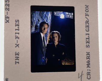 35mm Slide The X-Files David Duchovny & Gillian Anderson Vintage Publicity #2