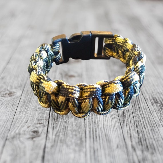 Paracord Knights Camo Bracelet, Hunter Wear, Ex Small to Ex Large, Hiker Accessory, Outdoor Wear, Camo Gifts