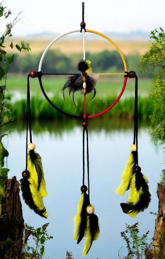 Native American Yellow and Black Feather Medicine Wheel, Beaded Decor, Native American Art, Sacred Wheel, Native American Gifts