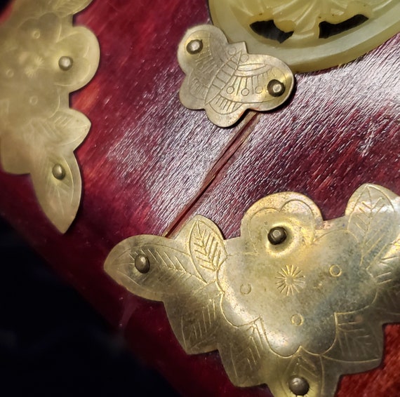 Vintage Chinese Carved Jade Chest Jewelry Box Gem