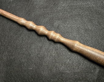 11 3/4 oak wand , spell casting, magic wand,  Harry Potter style.