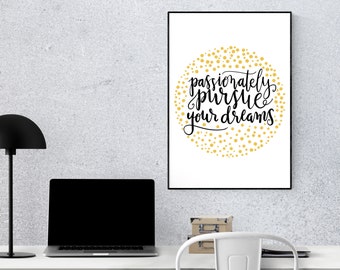 Realizuj swoje marzenia Inspirująca sztuka ścienna do druku, minimalistyczna dekoracja ścienna, motywujący wydruk typograficzny, inspiracja do dodatkowej pracy