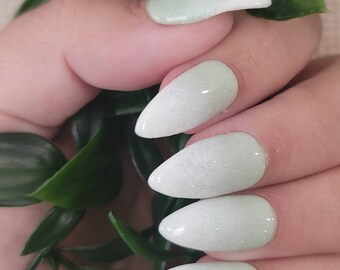 Ombre Shimmer in Honeydew Green Glossy Press On/Glue on Nails