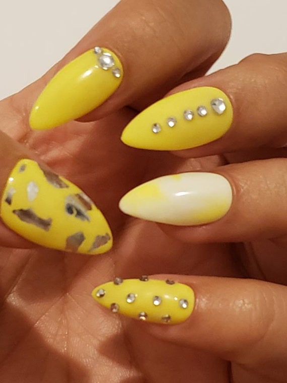 50+ Cute Nail Designs Yellow and White You Need To Try! - The Pink Brunette