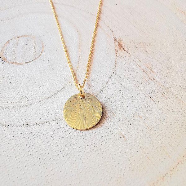 Gold Etched Round Pendant Necklace - Birthday Gift, Gift For Her, Gift For Mum, Bridal Jewellery, Gift For Friend, Sister Gift