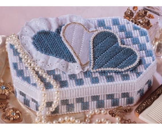 Blue Heart Trinket Box Plastic Canvas Pattern