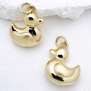 18K Gold Filled Duck Charm - Minimalist Animal Pendant for DIY Jewelry Supplies  Cute Necklace  Bracelet Findings