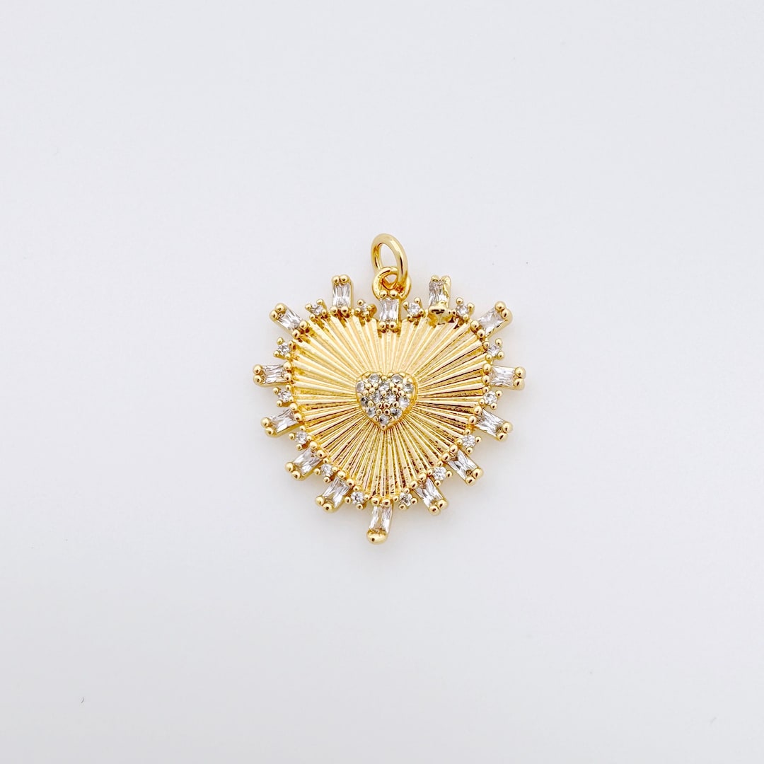 Statement Heart Charm Necklace – Gold main image 1