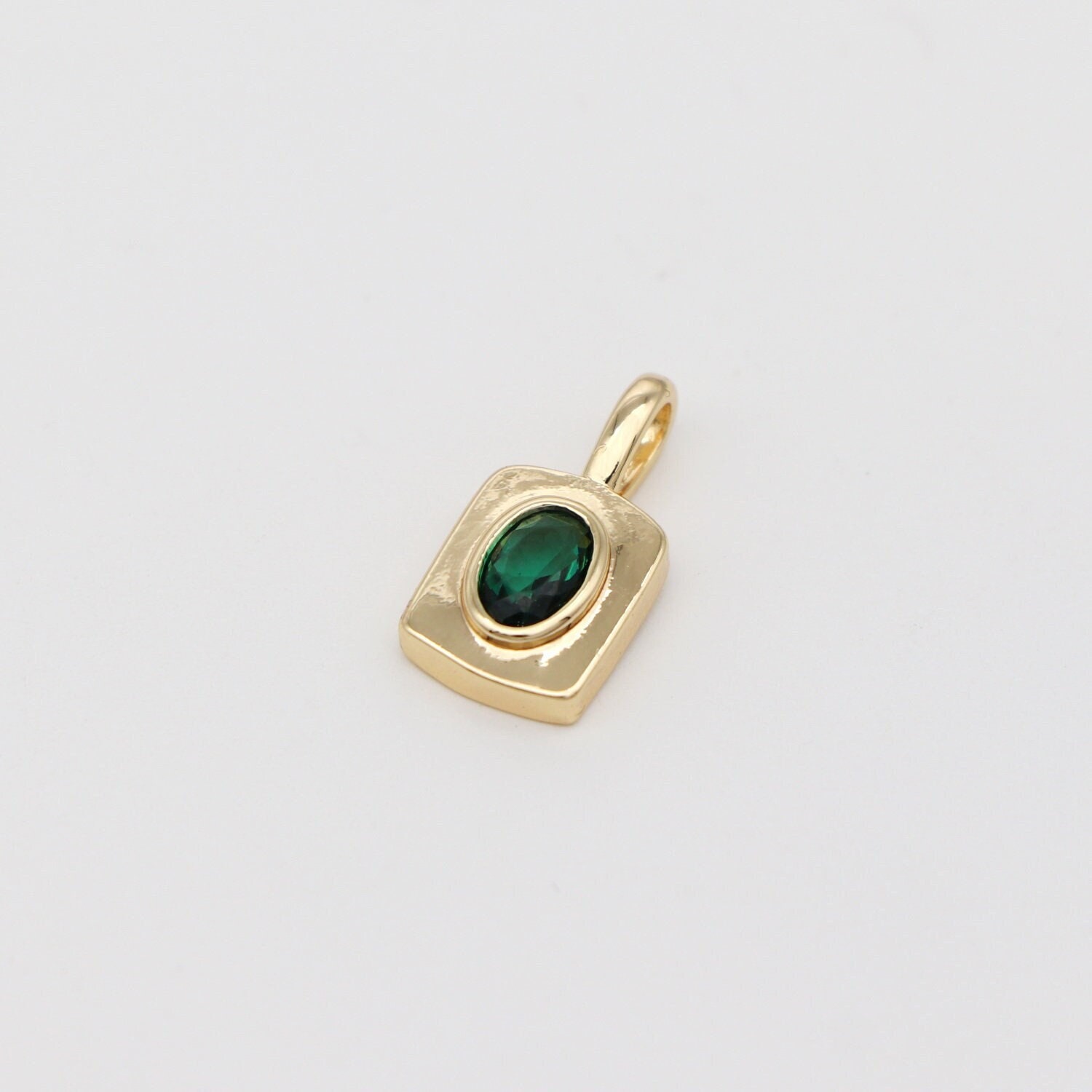 16K Gold Filled Rechteck Mini Tag Charme Smaragdgrün Zirkonia Anhänger für Halskette Schmuckherstellung Lieferanten - cz18