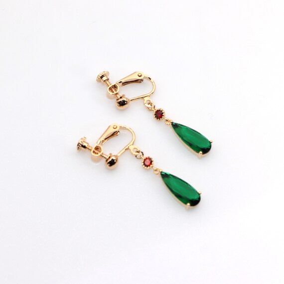 Howl on sale earrings etsy