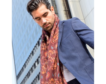 Bordeaux Bliss: Handcrafted Paisley Wool Scarf, Made in Italy