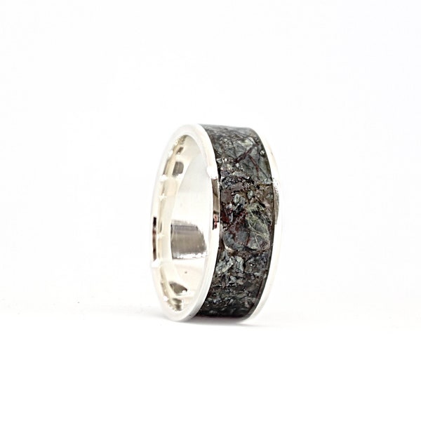 Cornish serpentine and sterling silver ring, unique Lizardite womens ring or mens ring. Artisan jewellery perfect for any occasion