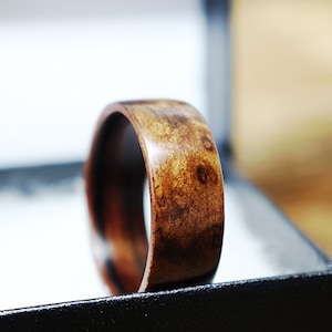 Walnut burr wood ring with Ebony inner. Womens ring or mens ring. Wedding Engagement Anniversary gift ring. Handcrafted jewellery wood ring