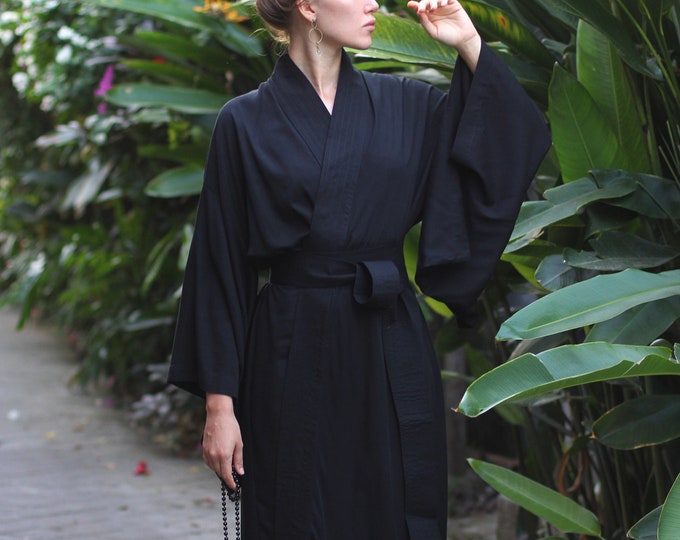 Black Kimono Dress, Japanese style, Long Robe, Short cape, free size