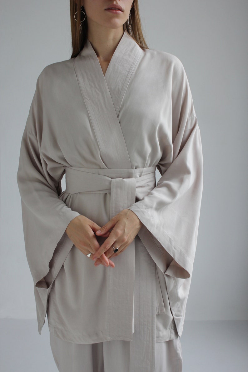 Bridesmaid beige kimono dress, Japanese style, Long Robe, Short cape, free size image 6