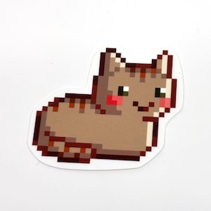 Adesivo de pão de gato marrom malhado pixel, adesivo de gato kawaii, adesivo de gatinho fofo, adesivo com tema de animal, presente para pais de gatos, mãe de gatos