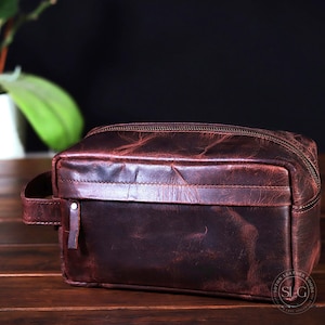 Leren toilettas heren | Dopp-kit van volnerfleer | Gepersonaliseerde make-uptas met handvat | Cadeau voor bruidegom | Kerstcadeau | Toilettas