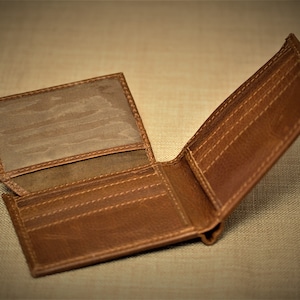 Cartera de cuero para hombre / Cartera plegable marrón con tarjetero y tarjetero de cuero de grano completo. Ideal para cumpleaños, aniversarios, Navidad y regalos.