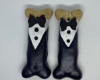 Groom and Groom Bones 2 pk