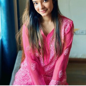 Alia Bhatt Red Chikan Kurti Bollywood Designer Kurti Kurta Etsy Bring to a boil, reduce the heat and simmer gently until the chicken is cooked through, about 8 minutes. alia bhatt red chikan kurti bollywood