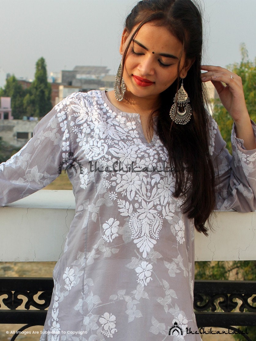 Chikankari mulmul kurta Clearance