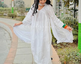 White Chikankari Kurta Set for Women, Hand Embroidered Muslin Suit Set with Dupatta, Lucknow Chikan Work, Modest White Outfit