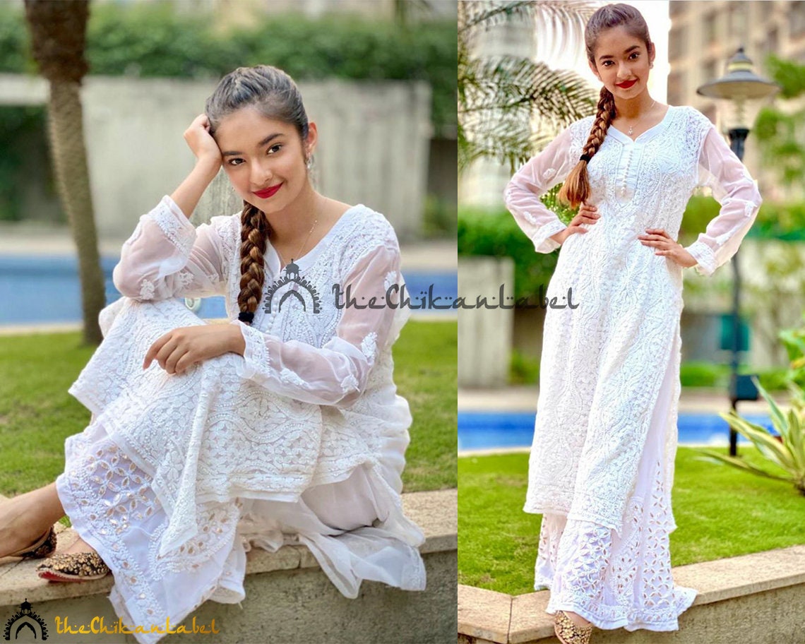 New Indian Lucknawi Chikankari Cotton Kurti Ethnic Handmade Kurta Kaftan Shirt.. New Indian Lucknawi Chikankari Cotton Kurti Ethnic Handmade Kurta Kaftan Shirt..