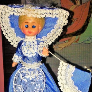 1950s-1960s Bruxelle Belgium Souvenir Doll