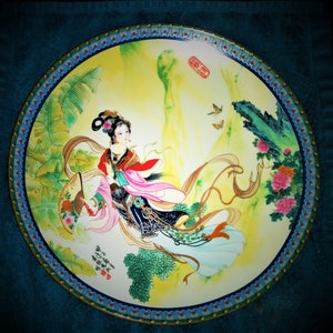 Vintage Porcelain Geisha Plate