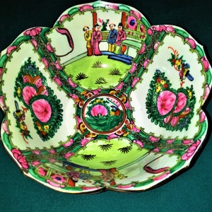 Large 10&quot; Rose Medallion Bowl Hong Kong