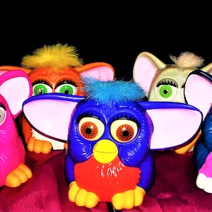 1998 Vintage McDonald&#39;s Furby&#39;s Tiger Electronics Ltd.