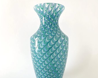 precious vintage vase from 1991, Murano glass by VETRARTI, Pavone filigree