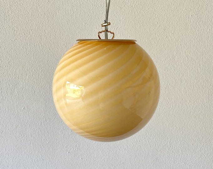Lovely amber yellow Murano ceiling lamp with swirl rigadin glass D20 cm