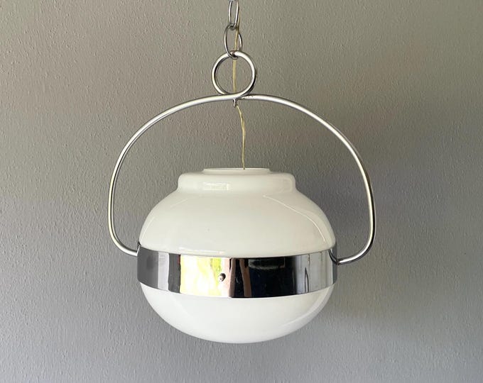 Rare Modern Italian Design chandelier, original vintage 70s, with blown glass cased