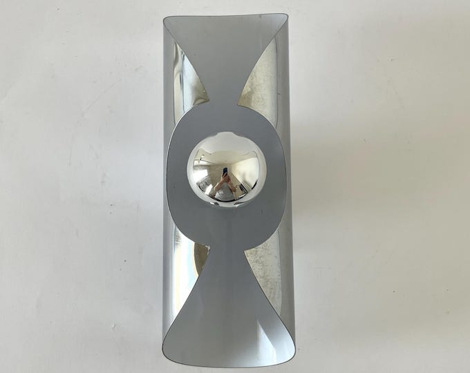 Modern Italian design 60's vintage wall lamp