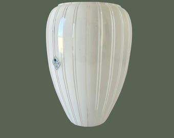 Precious MURANO vase by EUROVETRO in white filigree, vintage 1970s