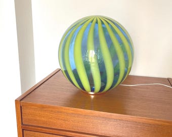 TRASPARENZE blue Murano glass table lamp with lemon yellow rods by Effetre Murano, mouth-blown and hand-crafted