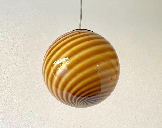 INTENSE AMBER MURANO D 20 ceiling lamp with swirl rigadin glass, golden frame