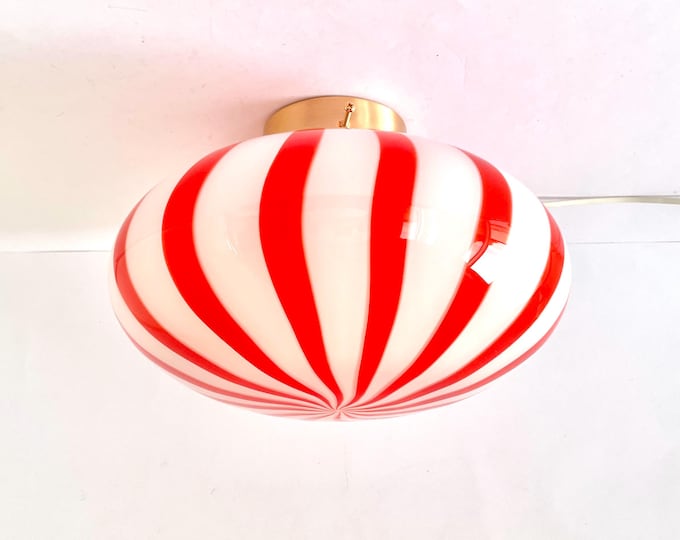 Filigree Murano Stripes wall/ceiling lamp red D33 oval, SPECIAL PRICE, handmade by Murano glass masters-golden frame