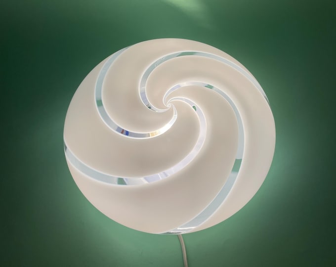 Lovely Murano wall/ceiling lamp, vintage 80s, with white swirl glass