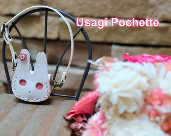 Real leather bag for dolls Usagi pochette white Miniature Bag/Purse/shoulder bag/ One Sixth Scale Bag/hand bag/rabitt