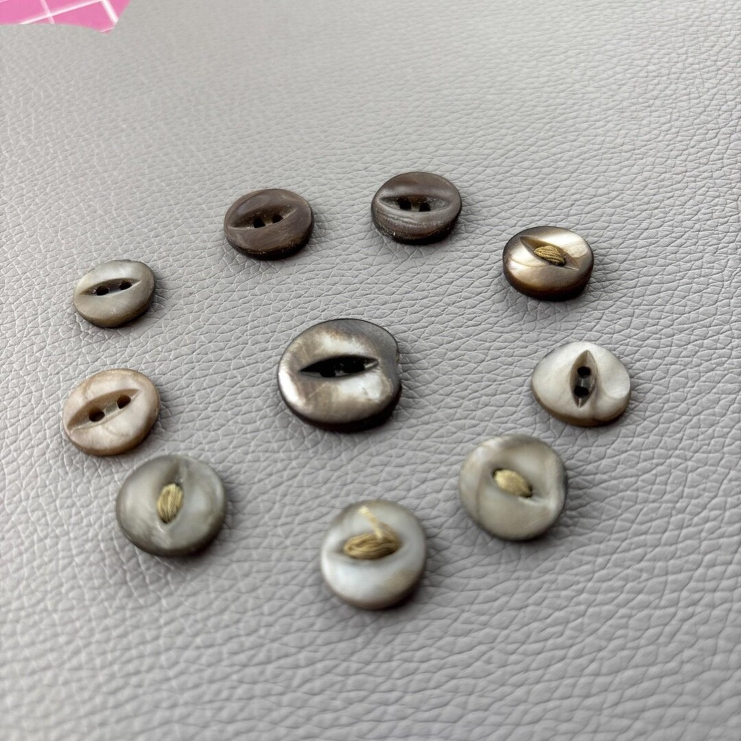 Antique Mother of Pearl Fish Eye Buttons Set of 10 | Early 1900s Carved ...