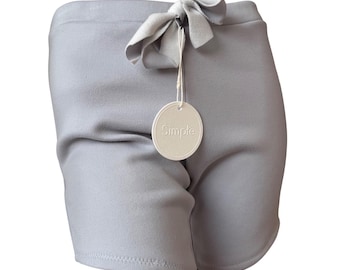 Schlichte Kleidung Handmade Grau Biker Shorts Bow Zick-Zack-Stich asymmetrisch