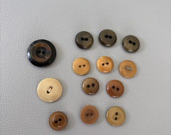 Botones vintage de baquelita y caseína marrones, décadas de 1930 y 1940 • Lote de caramelo y mantequilla