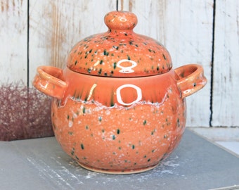 Large Ceramic Sugar Bowl with Lid, 25 oz