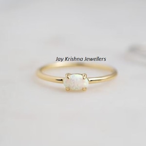 Opal Gold Ring, Oval Dainty Opal Ring, Minimalist Ring, Opal Gold Ring, Stacking Ring, October Birthstone Ring, Gift for Engagement Ring