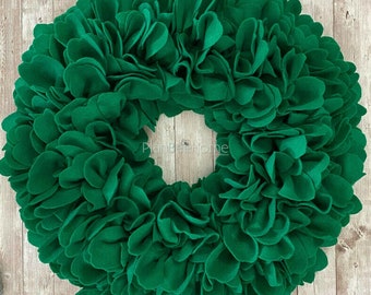 Green FELT Wreath 2 - Outdoor/Indoor
