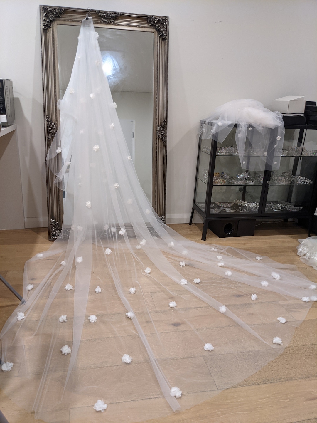 3D Flower Petal Veil, Flower Petal Veil, Veil With 3D Lace Flowers, Two