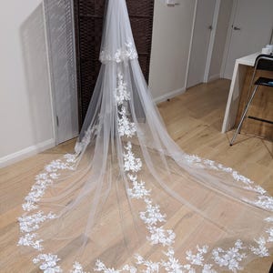 Lace Wedding veil, Vintage Wedding Veil, Floral Cathedral Veil,Floral Lace Cathedral Length Veil, Chapel Wedding Veil,Lace Chapel Length